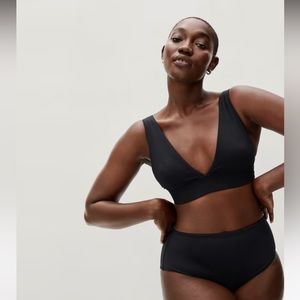 Everlane Womens size L Black The Triangle Bikini Top Tie Back Swim